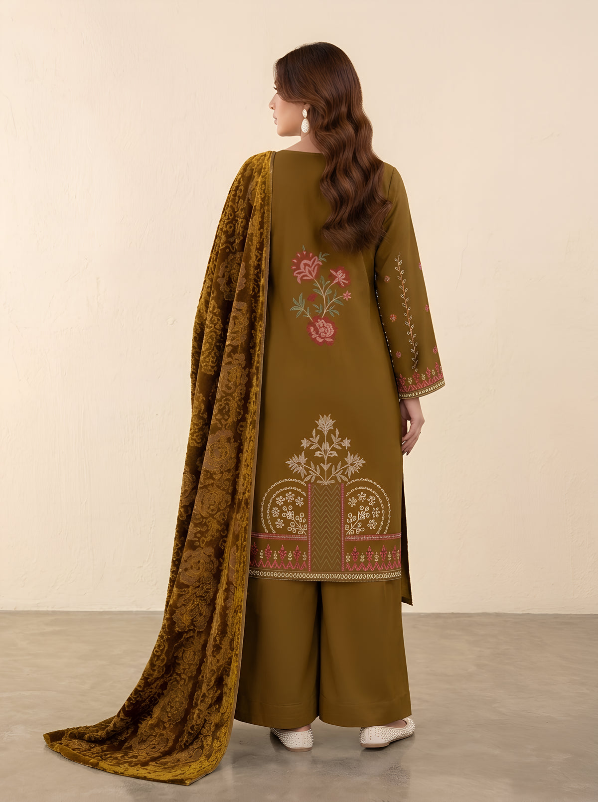 AIRJET 3PC DOBBY PREMIUM EMBROIDERED SUIT WITH PALACHI SHAWL