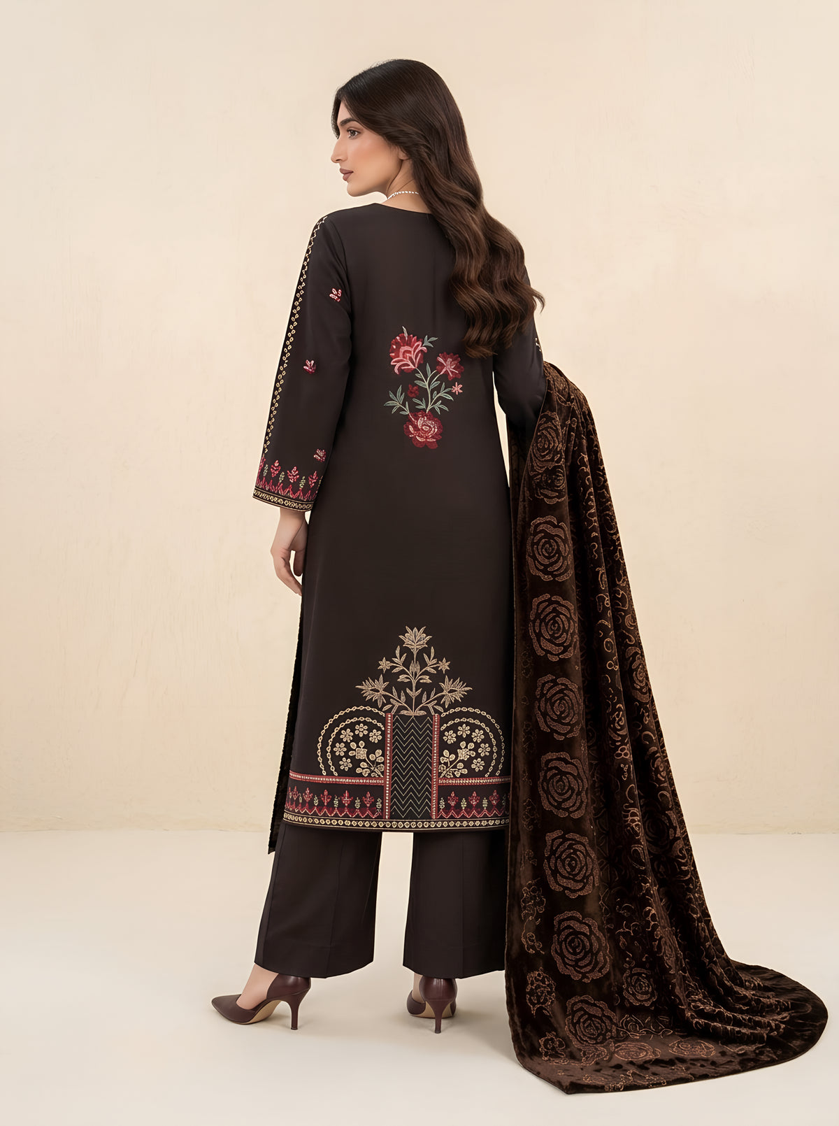 AIRJET 3PC DOBBY PREMIUM EMBROIDERED SUIT WITH PALACHI SHAWL