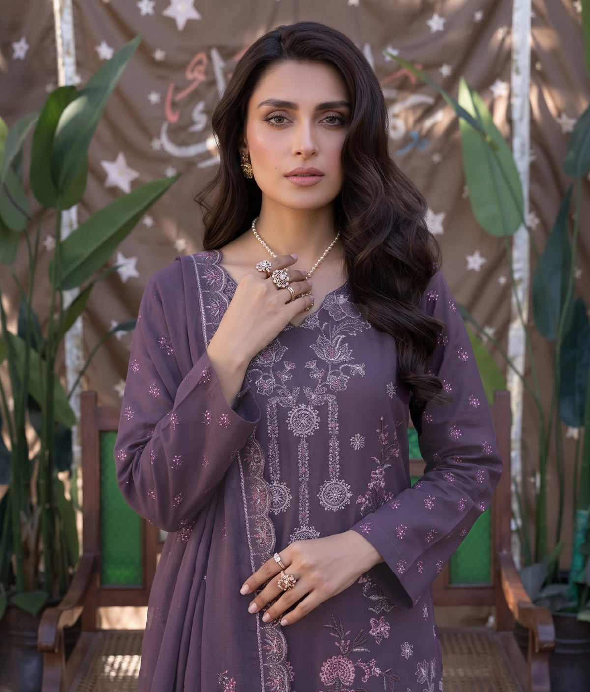 EMBROIDERED 3PC DHANAK DRESS WITH FOUR PATTI CUTWORK DUPATTA