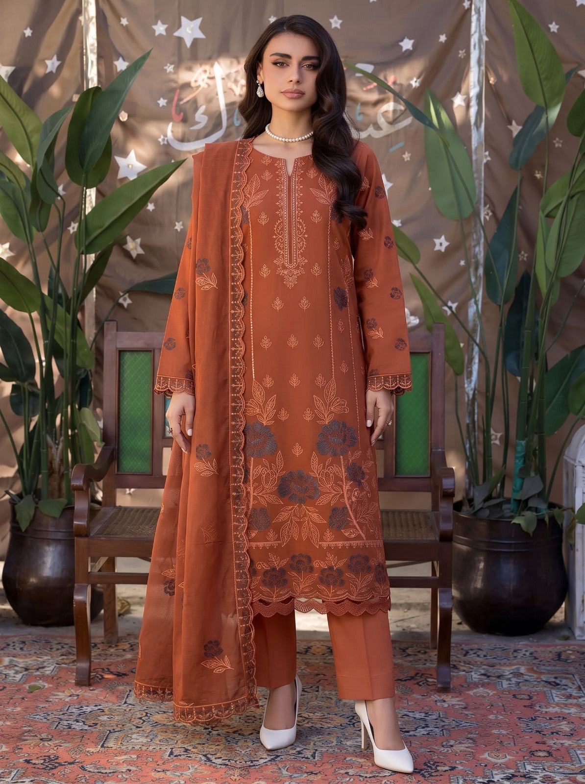 EMBROIDERED 3PC DHANAK DRESS WITH FOUR PATTI CUTWORK DUPATTA